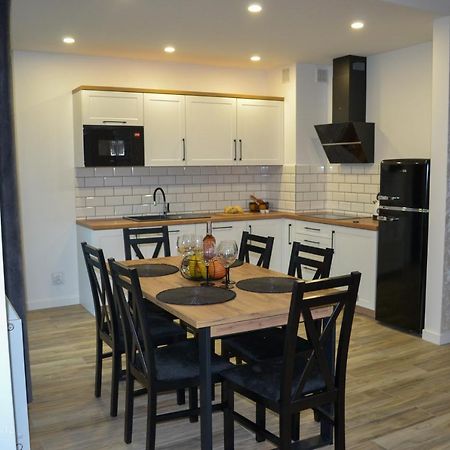 Apartament Caloroczny Bieszczadzka Gawra 우스트르치키 돌네 외부 사진